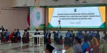 Gubernur Riau Lantik 10 Pejabat Eselon II, ini Daftar Namanya