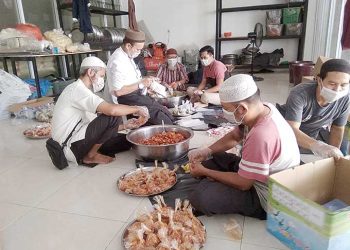 Masjid Abu Darda Sediakan 850 Makanan Berbuka Puasa Gratis