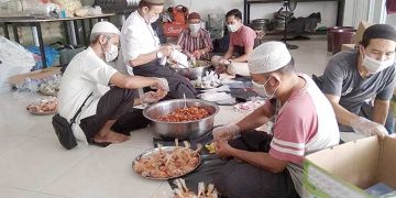 Masjid Abu Darda Sediakan 850 Makanan Berbuka Puasa Gratis