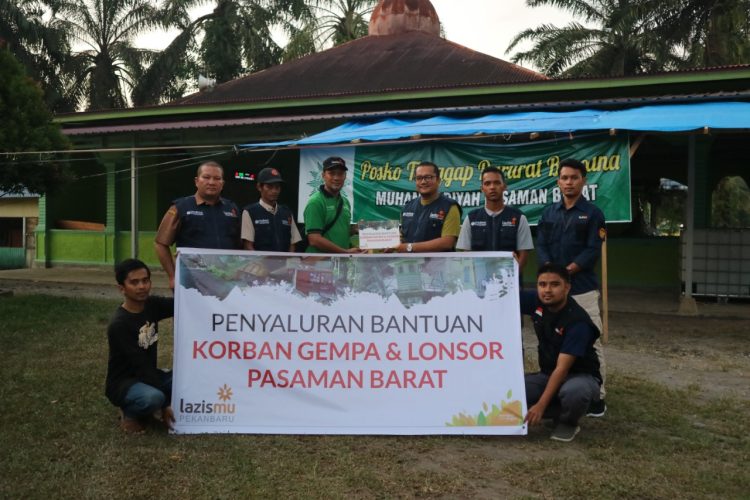 LAZISMU Pekanbaru Bantu Korban Dampak Gempa Bumi Pasaman Barat