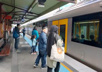 Keliling Sydney Naik Kereta Api Gratis