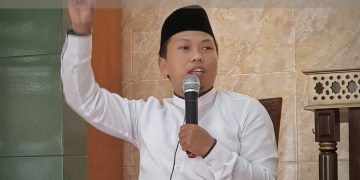 Catatan Jumat : | SISAKAN, JANGAN HABISKAN |