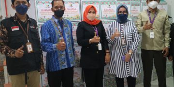 Bank Mega Syariah Salurkan 210 Paket Sembako Melalui LAZISMU Pekanbaru