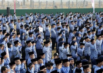 Sri Mulyani Siapkan Rp 34,3 Triliun untuk THR dan Gaji ke-13 PNS