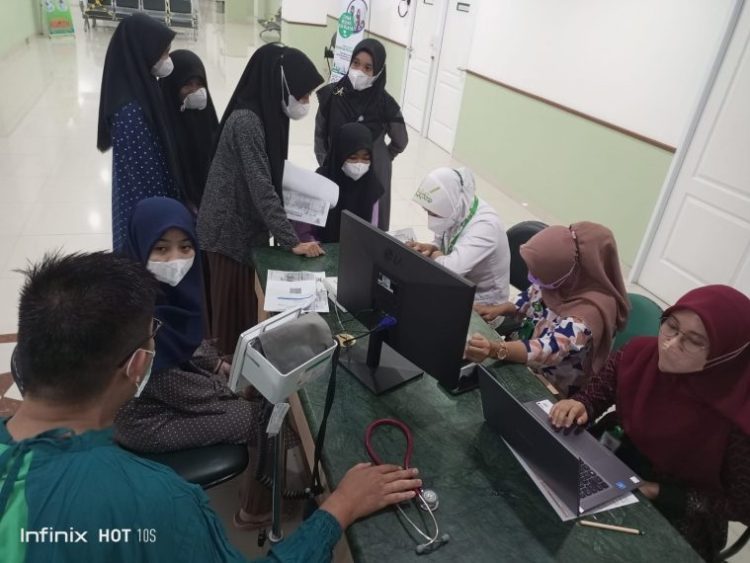 Bekerjasama Dengan Rumah Sakit Hermina, LAM Riau Kecamatan Binawidya Gelar Kegiatan Vaksinasi COVID-19