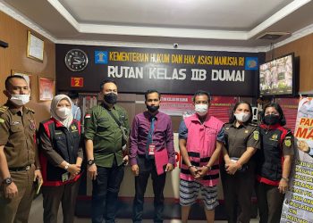Pegawai Baznas Kota Dumai Ditahan Gara-gara Menilap Uang Zakat Sebesar Rp 190 Juta