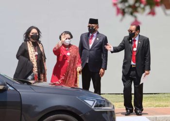 Hadiri Pelantikan Presiden Korsel, Lihat Siapa yang di Samping Bu Mega