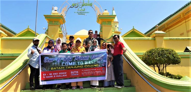 Orang sini cakap : Kalau belum ke Pulau Penyengat Berarti Belum ke Tanjungpinang