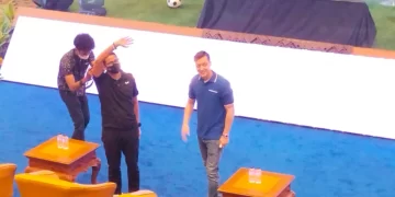 Mesut Ozil Beri Saran untuk Memajukan Sepak Bola Indonesia