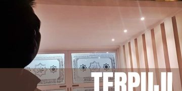 Catatan Jumat : | TERPUJI Dengan PUJIAN |
