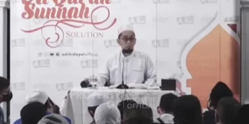 Viral UAH Jawab Gus Miftah Sejak Kapan Rendang Punya Agama