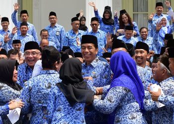 Cair ! Jokowi NaikkanTunjangan Kerja PNS BKN, Tertinggi Jadi Rp 33 Juta
