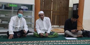 Sukses Potong Hewan Kurban, PRM Siring Agung Makan Rendang Kurban Bersama Sohibul Qurban dan Warga