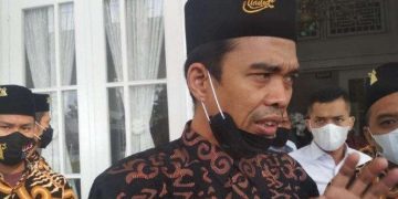 Bolehkah Daging Kurban Diberikan ke Non Muslim? ini kata UAS