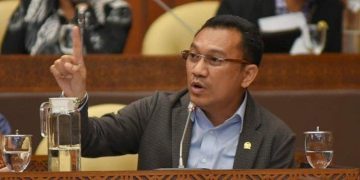 Ansy Lema Tolak Komersialisasi Secara Brutal di Pulau Komodo dan Padar