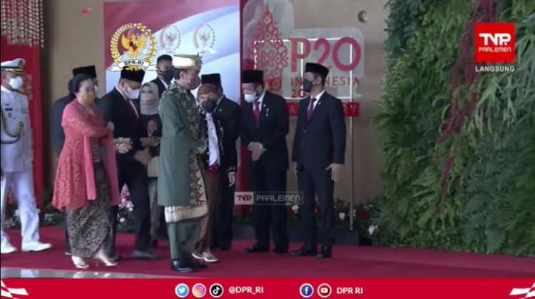 Begini Penampilan Presiden Jokowi Saat Hadiri Sidang Tahunan MPR RI 2022