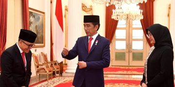 Presiden Jokowi Lantik Azwar Anas Sebagai Menteri PAN-RB