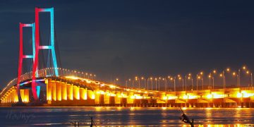 Politikus ini Kritik AHY : Jembatan Suramadu Digagas Soeharto, Dibangun Megawati, SBY Tinggal Gunting Pita