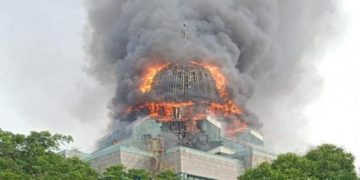 Masjid Islamic Center di Koja Terbakar, 10 Damkar Dikerahkan