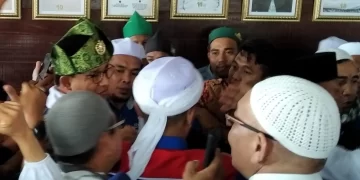 Anies Baswedan Disambut Meriah di Langkat, Sumatera Utara