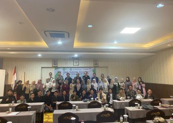 12 Kelompok Bisnis Mahasiswa Universitas Bung Hatta Bertemu dengan Dirut Bank Syariah Permata dan Dirut IZI