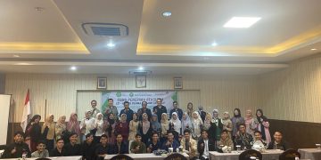 12 Kelompok Bisnis Mahasiswa Universitas Bung Hatta Bertemu dengan Dirut Bank Syariah Permata dan Dirut IZI