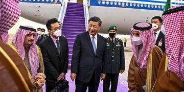 Momen Xi Jinping Tiba di Arab Saudi