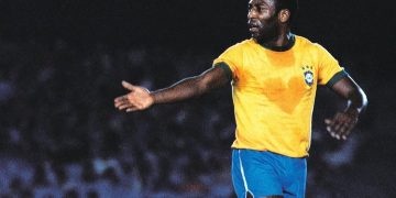 Legenda Sepak Bola Pele Meninggal Dunia