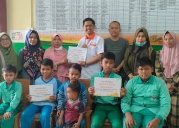 LAZISMU Pekanbaru : Lagi Bantu Siswa Putus Sekolah