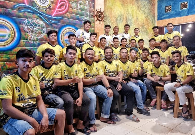 MRT FC, Klub Futsal Remaja pinggir Sungai Siak Pekanbaru siap untuk mengikuti Kompetisi Futsal di Pekanbaru