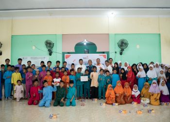 LAZISMU Pekanbaru : kembali Realisasikan Program Beasiswa Mentari serta Bantu Tenaga Pengajar
