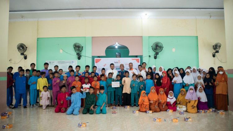 LAZISMU Pekanbaru : kembali Realisasikan Program Beasiswa Mentari serta Bantu Tenaga Pengajar