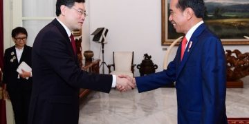 Jokowi dan Menlu China Bahas Proyek Kereta Cepat Jakarta – Bandung hingga IKN