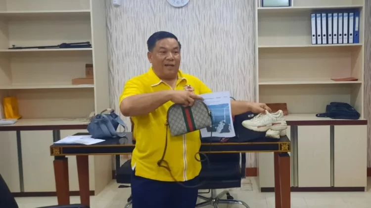 istri Viral Bergaya Hedon, Sekda Provinsi Riau Tunjukkan Barang KW Milik istri