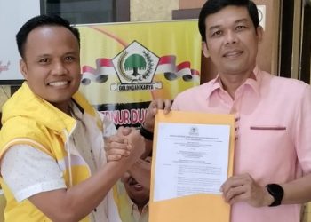 Menangkan Pemilu 2024, DPD II Golkar Kota Pekanbaru Serahkan SK ke Ketua Bappilu
