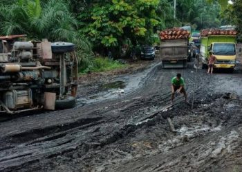 Riau Juara 1 Jalan Provinsi Rusak Berat Terpanjang se Pulau Sumatera, ini Data Lengkapnya