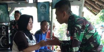 PeristiwaTemui ibu-ibu Pemotor Ditendang Anggota, Kopasgat TNI AU Minta Maaf