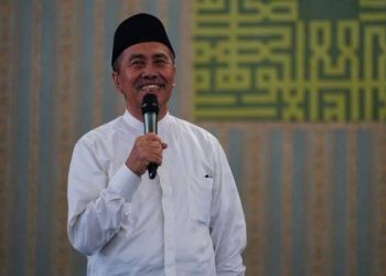 Gubernur Riau Umrah Bersama Rombongan, ini Para Pejabat yang ikut Serta