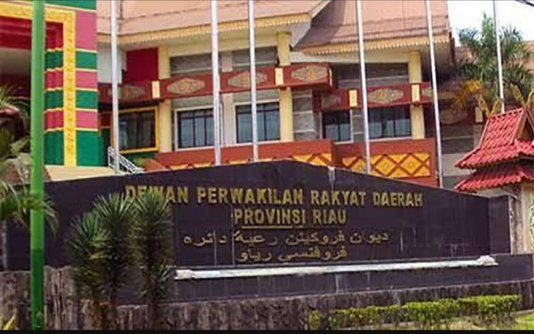 Anggota DPRD Riau Diduga Ke Amerika Serikat, FITRA Sebut Kunker Luar Negeri Tak Ada Hasil