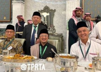Momen Anies dan Ganjar Makan Siang Bersama Dijamu Raja Salman