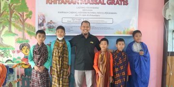 Berbagi Kebahagian Untuk Anak-anak Dhuafa, LAZISMU dan JNE Selenggarkan Khitanan GRATIS