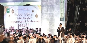 Gubernur Riau dikasih Limit 11 Hari, Ustadz Adi Hidayat Siap Kuliahkan putra-putri Riau S1 Hingga S3, ini Syaratnya