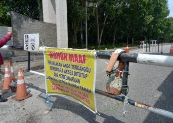 Gerbang Utama UNRI Tak Bisa Dilewati, Terkait Sengketa Lahan dengan PT HTJ?