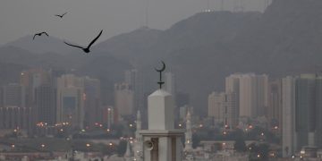 Saudi Keluarkan Peringatan Cuaca Buruk di Makkah-Madinah hingga Jumat ini