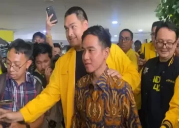 diusulkan Jadi Cawapres Prabowo, Gibran Rakabuming Raka Tiba di DPP Partai Golkar