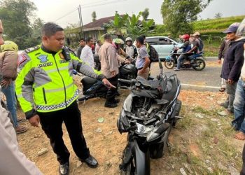 Hati – hati Kalau mau Nyalip Minibus, seorang Pengendara Motor di Padang Panjang Tewas
