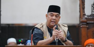 Plt Gubernur Riau Sampaikan Surat imbauan Shalat Berjemaah 5 Waktu di Masjid