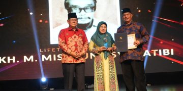 Jejak Dedikasi dan Pengabdian Luar Biasa KH Moch Miskun Asy-Syatibi