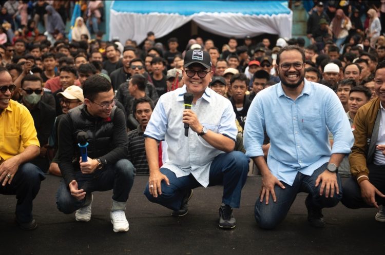 Deklarasi BM 02 Riau, RZ Bakar Semangat Anak Muda Menangkan Prabowo-Gibran