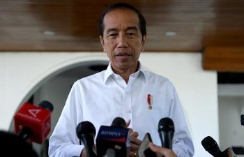 Awal Mula Wacana Pemakzulan Jokowi dan Pro-Kontra Publik